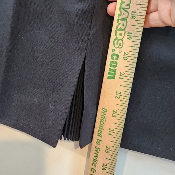 Escada Deep Navy Pleated Hem Pencil Skirt Pure New Wool Vintage Skirt sz 36 Sm - Picture 10 of 11